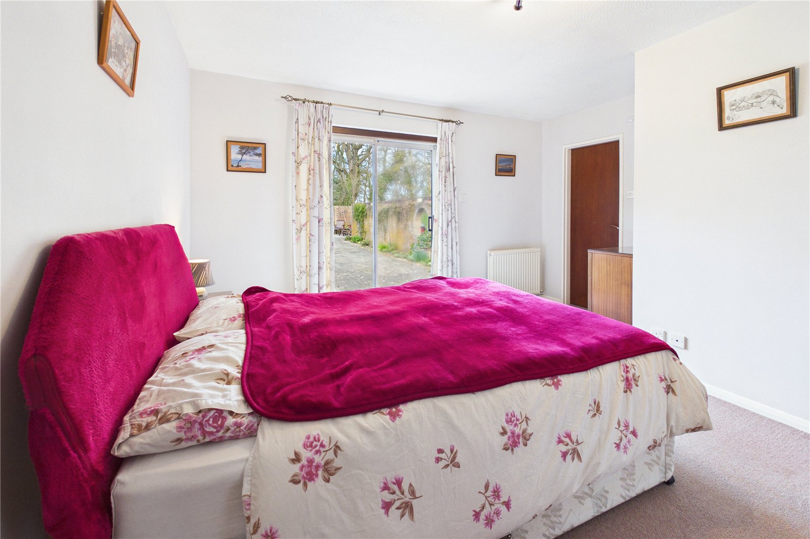 4 bedroom Bungalow for sale in Kingsclere, Newbury, Hampshire