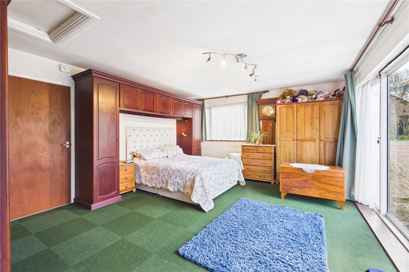 4 bedroom Bungalow for sale in Kingsclere, Newbury, Hampshire