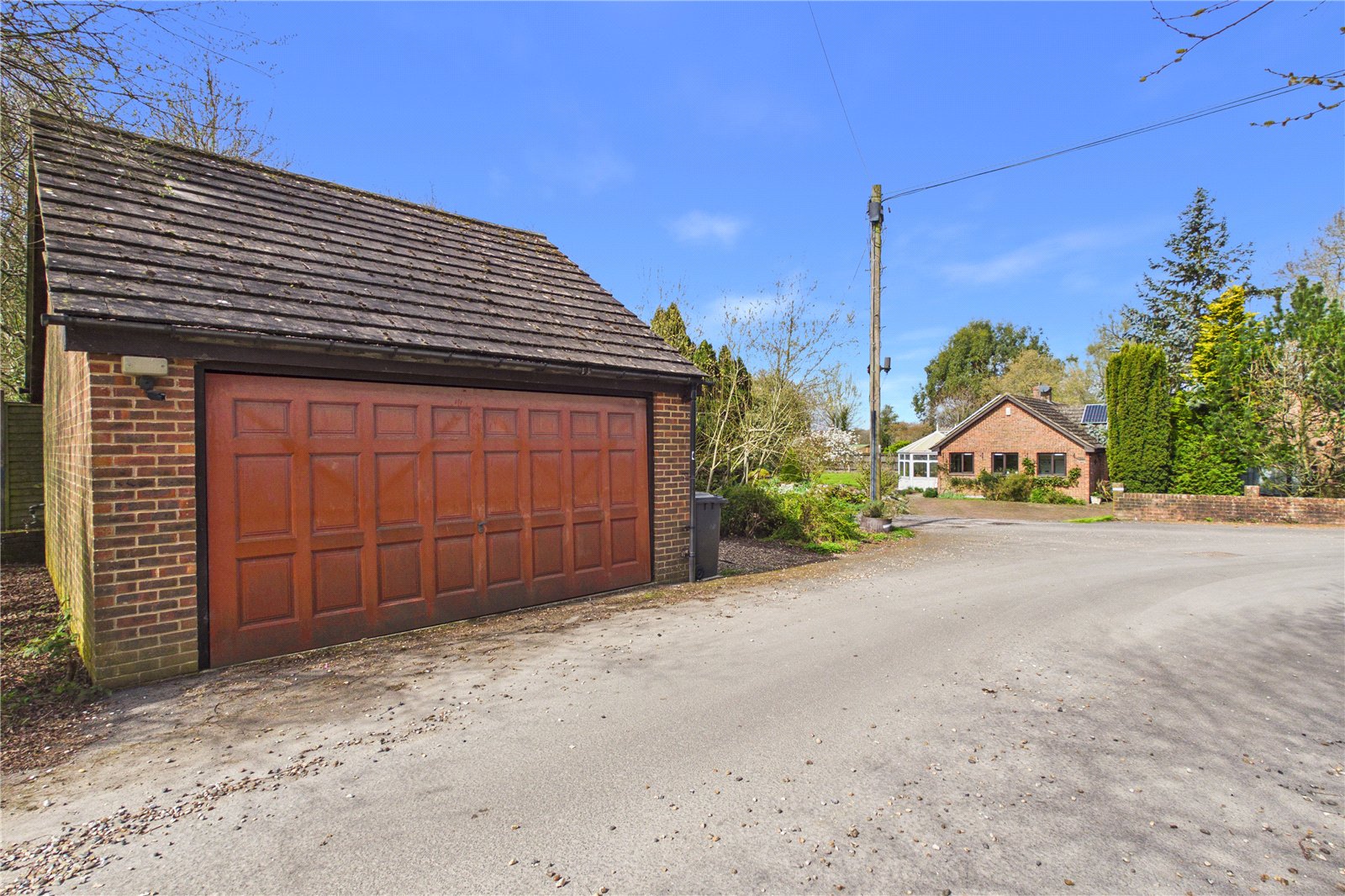 4 bedroom Bungalow for sale in Kingsclere, Newbury, Hampshire