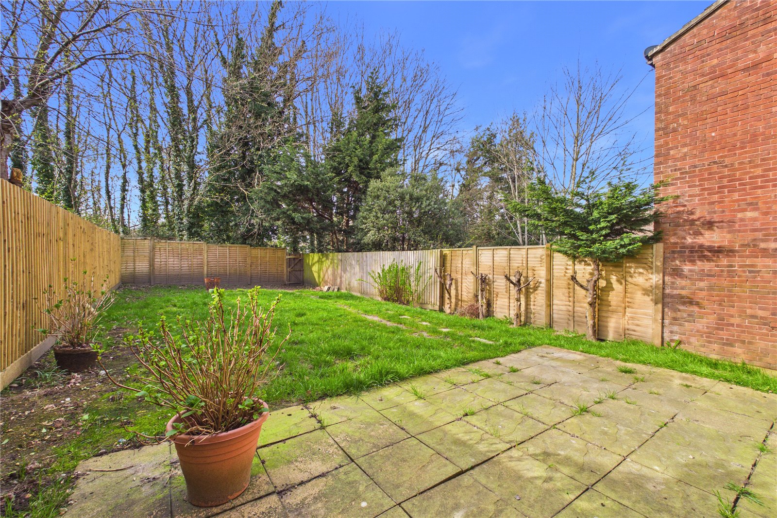2 bedroom House for sale in Newbury, Berkshire