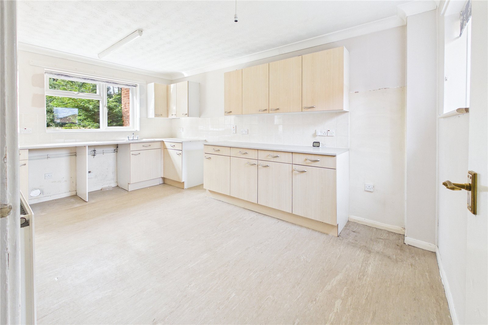2 bedroom House for sale in Newbury, Berkshire