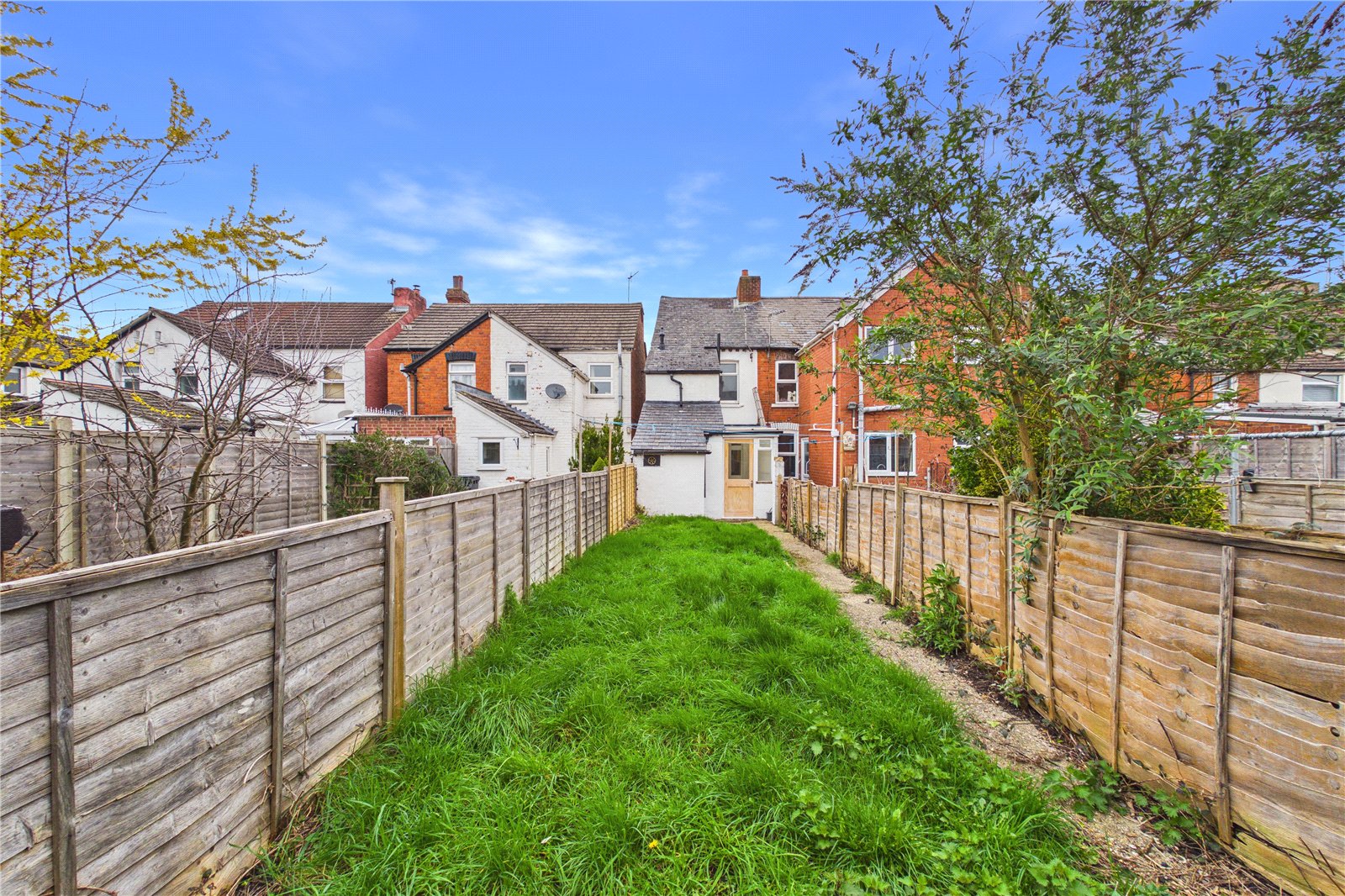 2 bedroom House for sale in Newbury, Berkshire