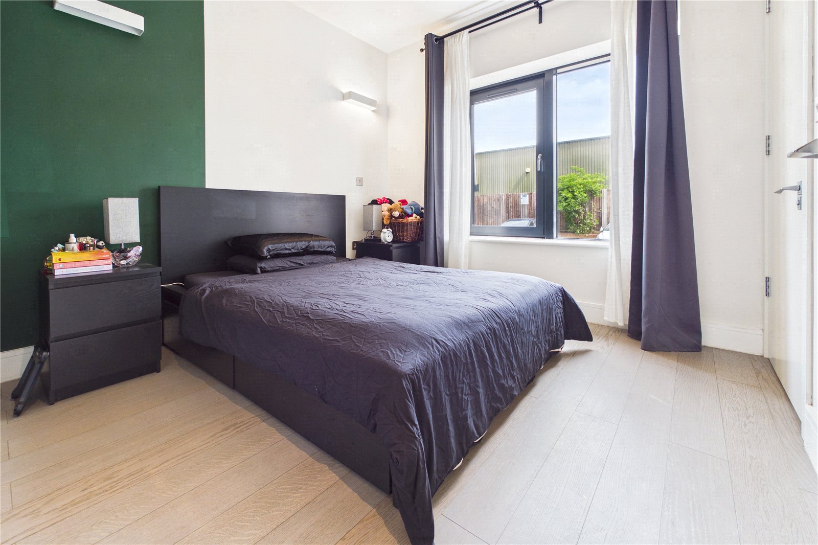 2 bedroom Flat for sale in Newbury, Berkshire