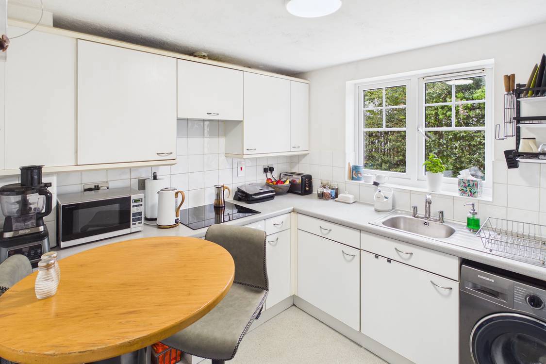 2 bedroom Flat for sale in Newbury, Berkshire