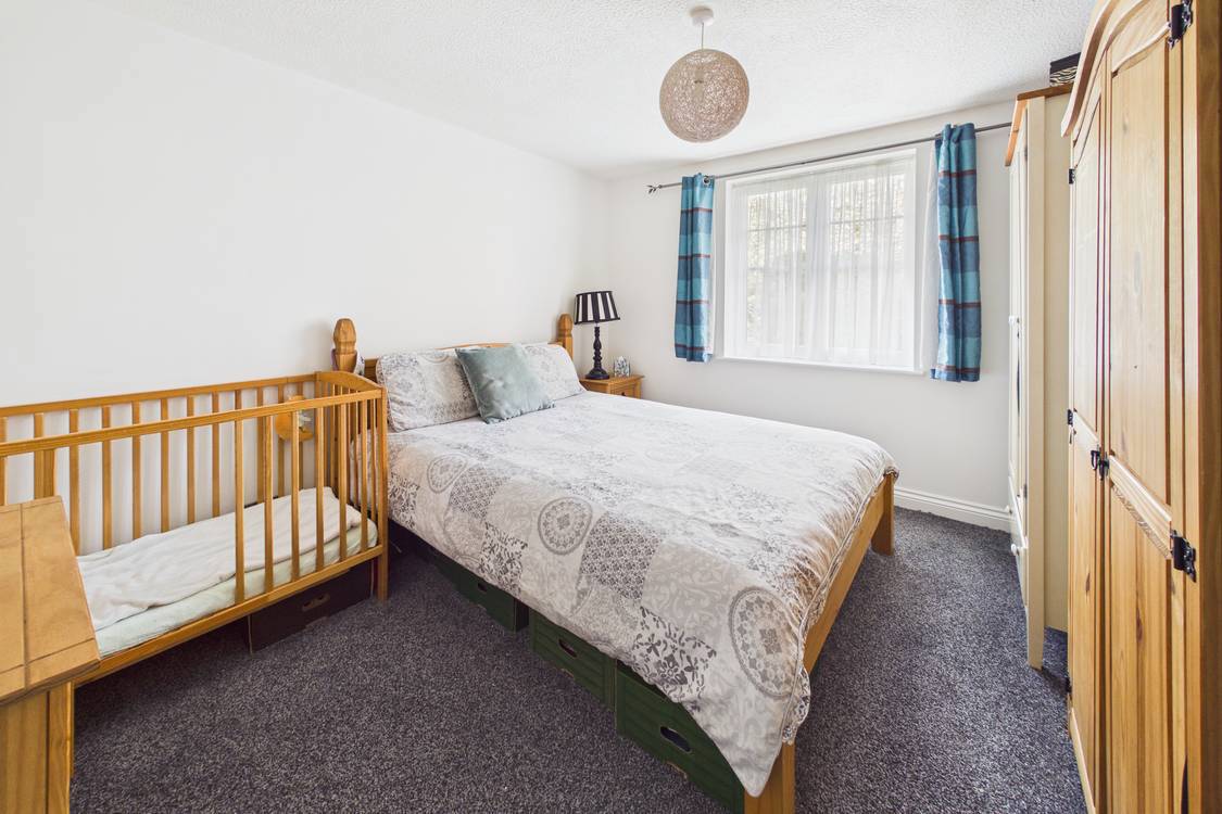 2 bedroom Flat for sale in Newbury, Berkshire