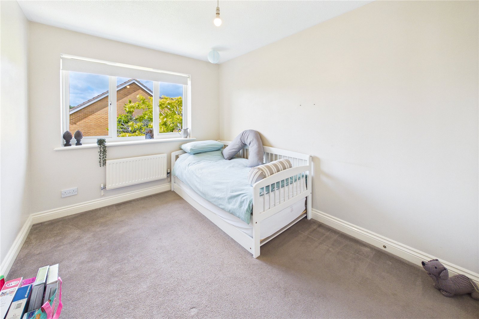 4 bedroom House for sale in Thatcham, Berkshire