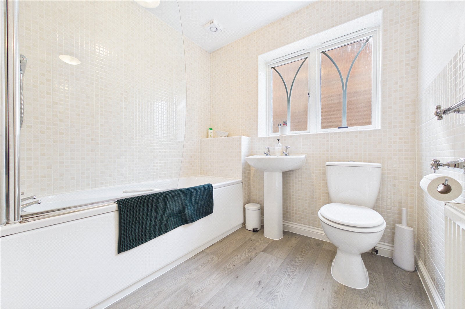 4 bedroom House for sale in Thatcham, Berkshire