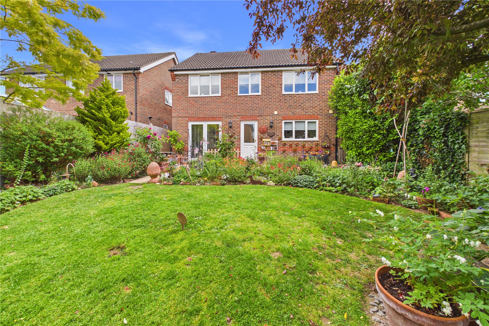 4 bedroom House for sale in Thatcham, Berkshire