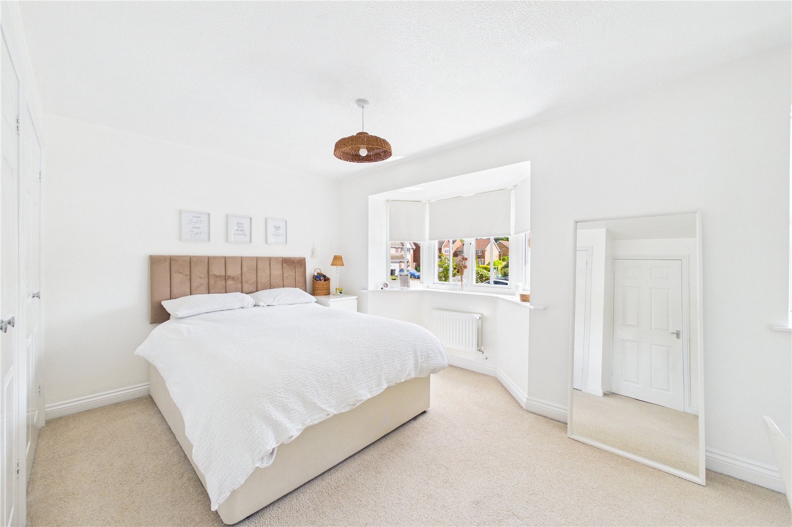 4 bedroom House for sale in Thatcham, Berkshire