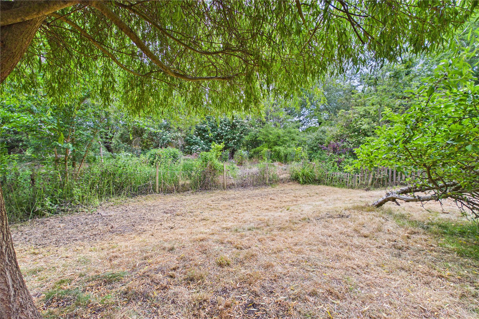 1 bedroom Bungalow for sale in Donnington, Newbury, Berkshire