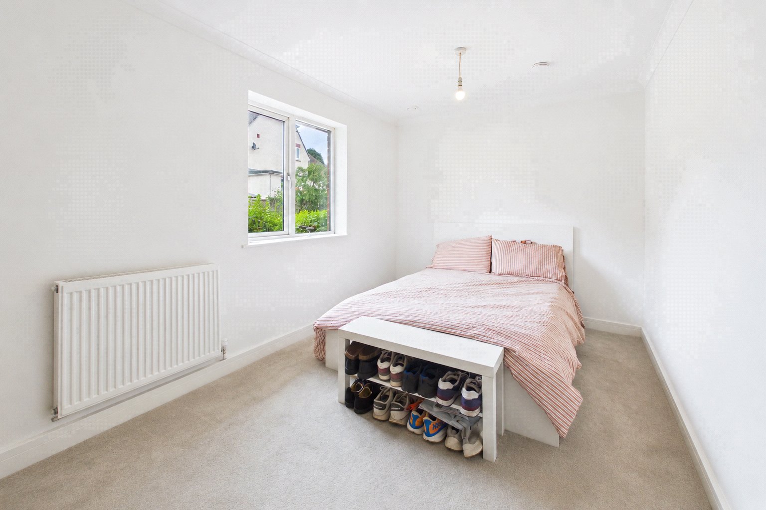 1 bedroom Bungalow for sale in Donnington, Newbury, Berkshire