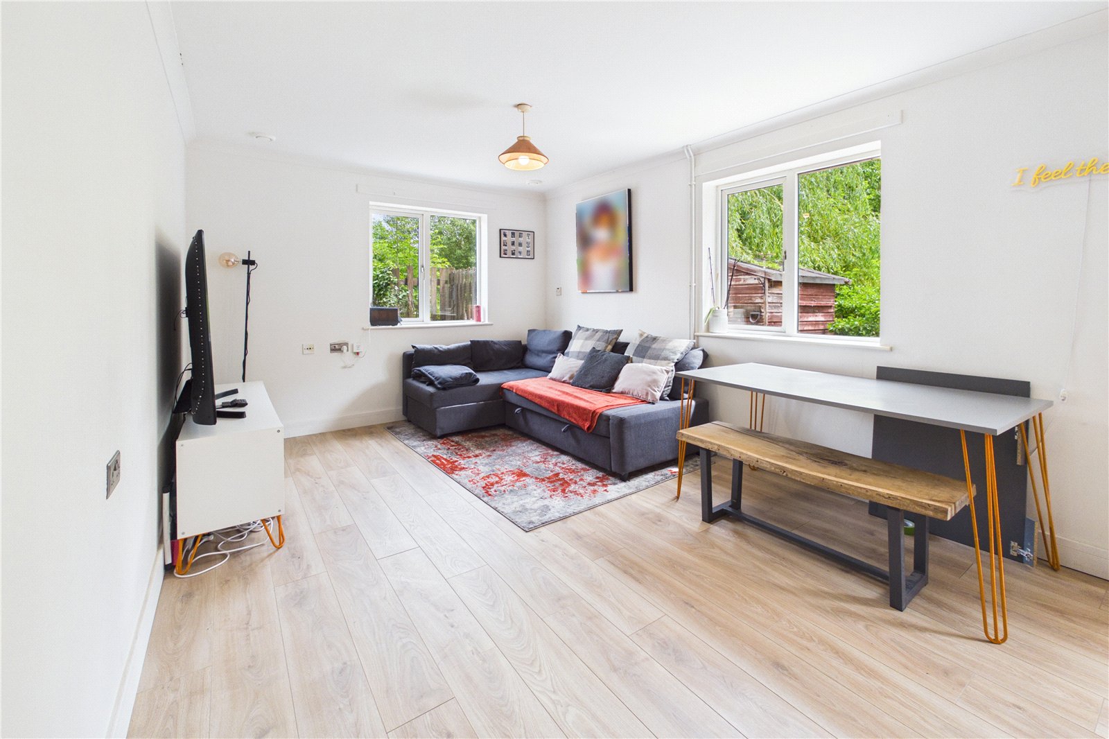 1 bedroom Bungalow for sale in Donnington, Newbury, Berkshire