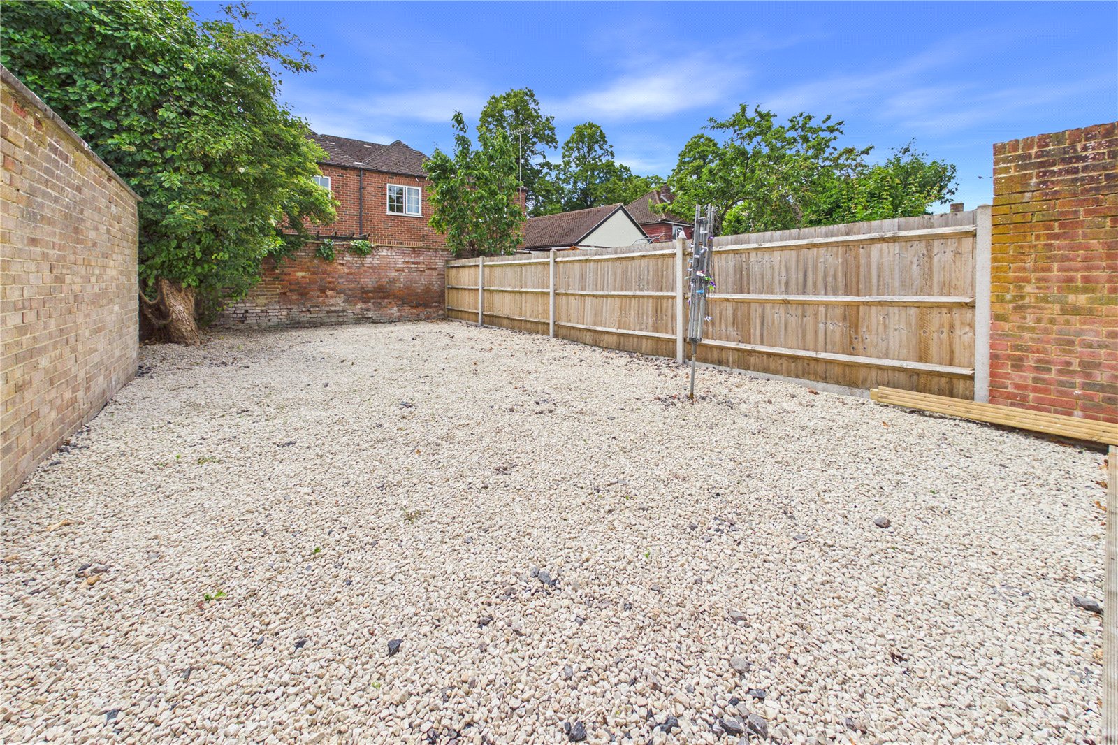 2 bedroom House for sale in Newbury, Berkshire