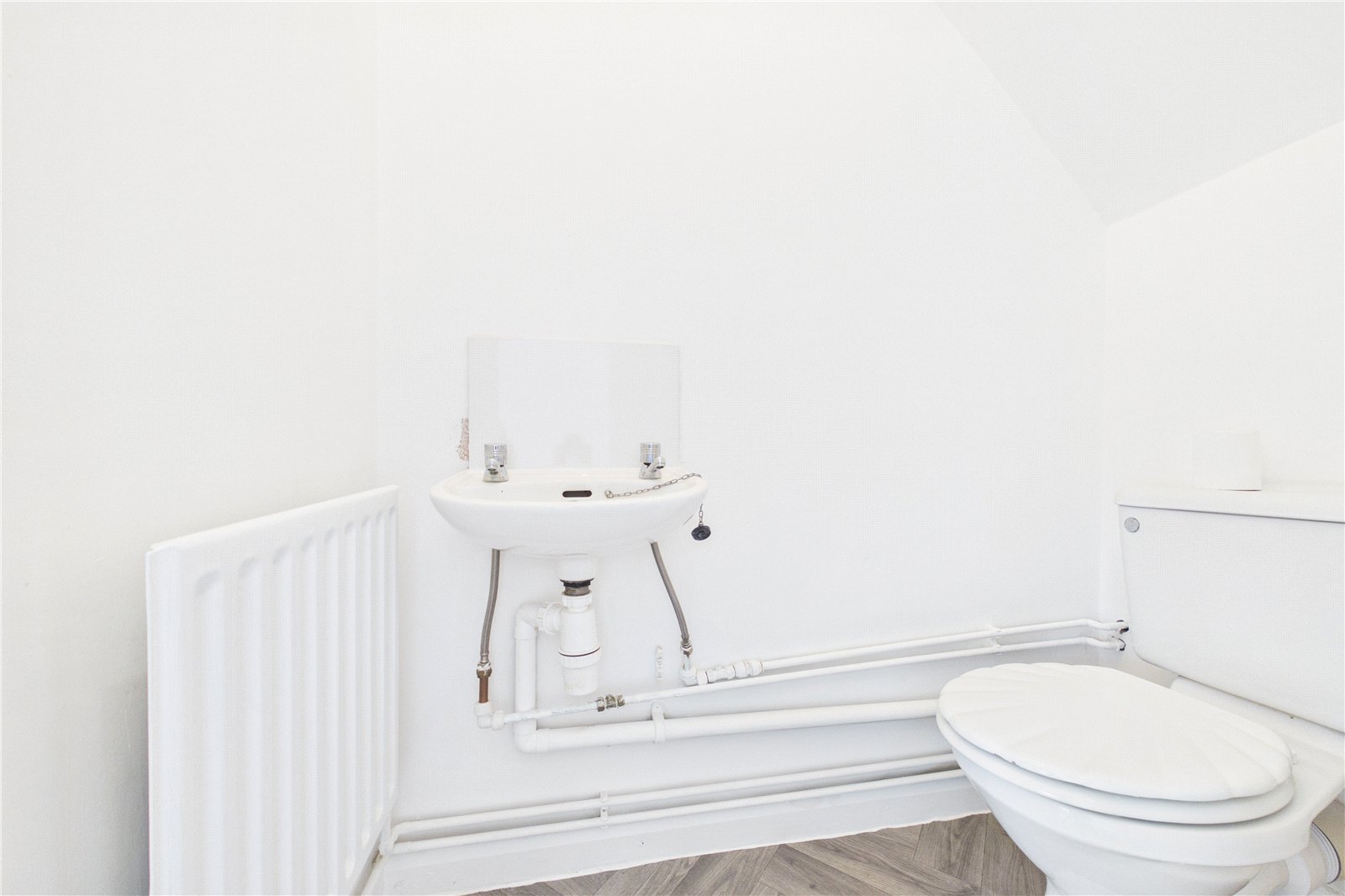 2 bedroom House for sale in Newbury, Berkshire