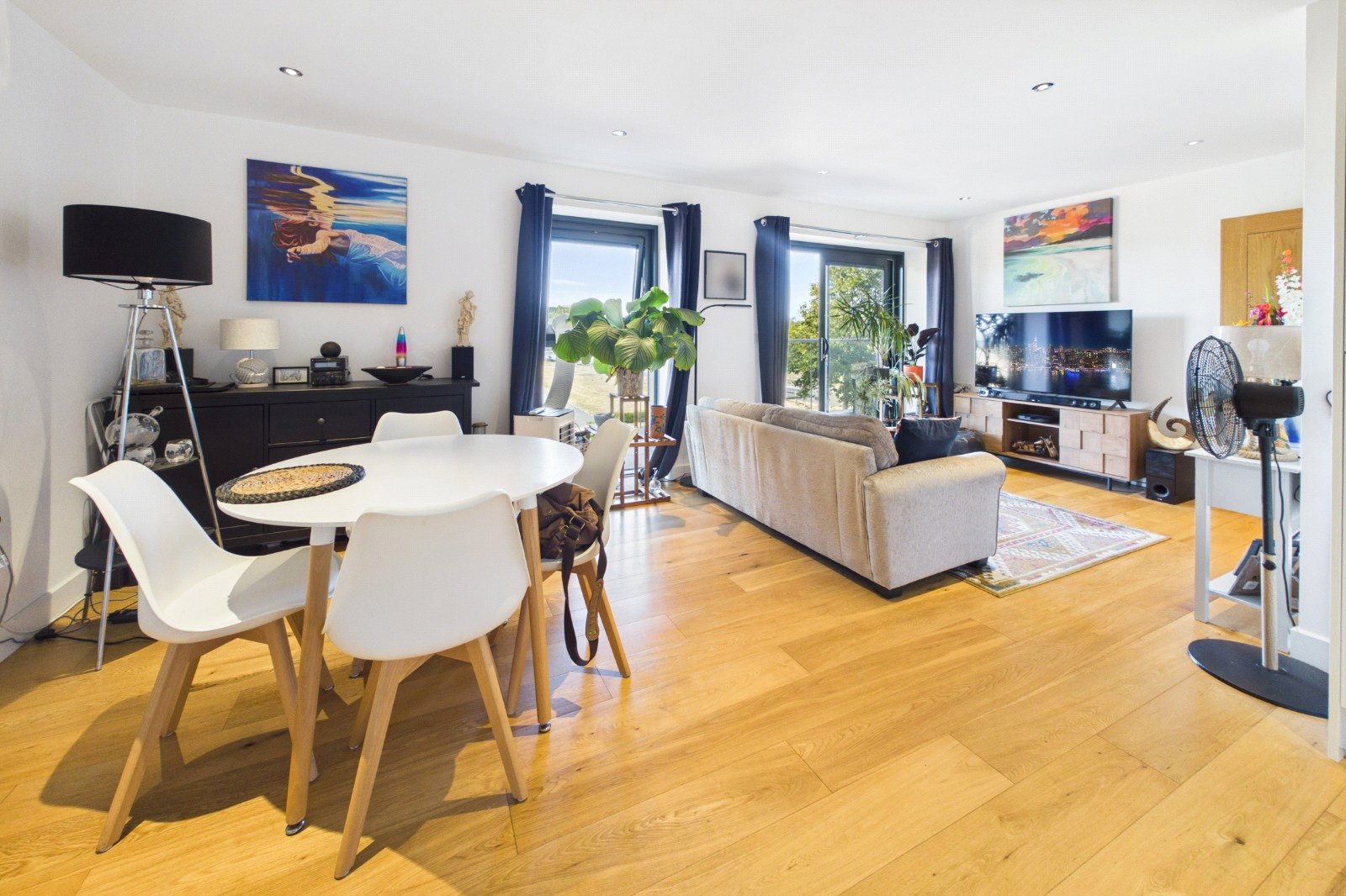 1 bedroom Flat for sale in Newbury, Berkshire