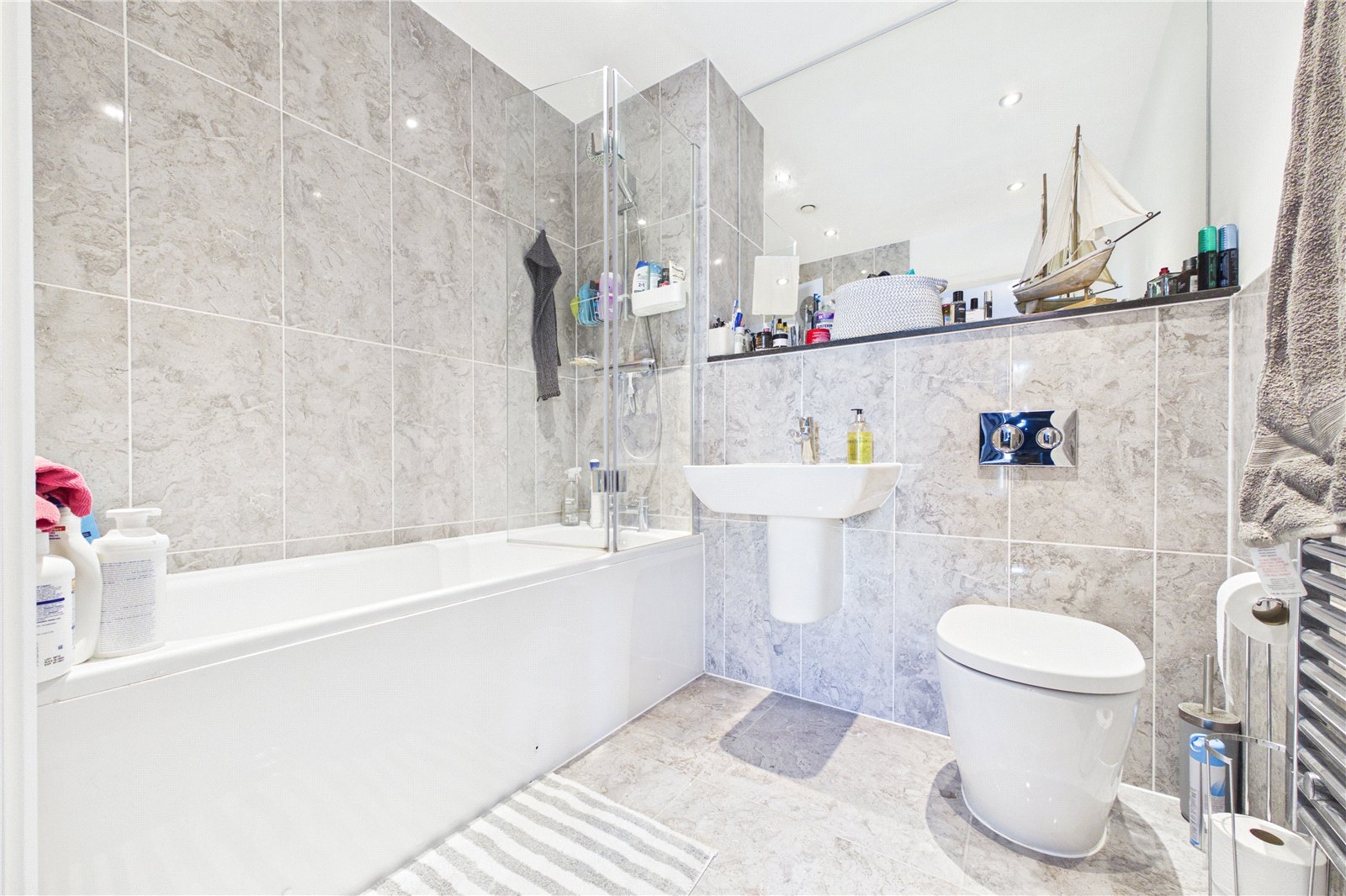 1 bedroom Flat for sale in Newbury, Berkshire