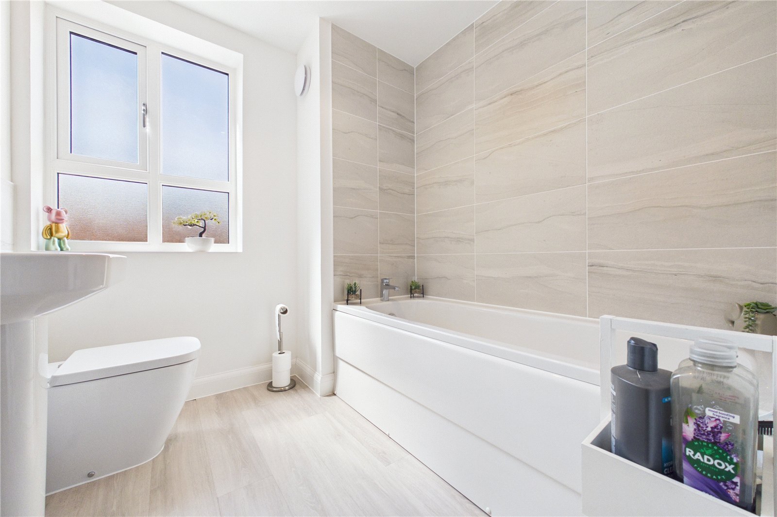 4 bedroom House for sale in Newbury, Berkshire