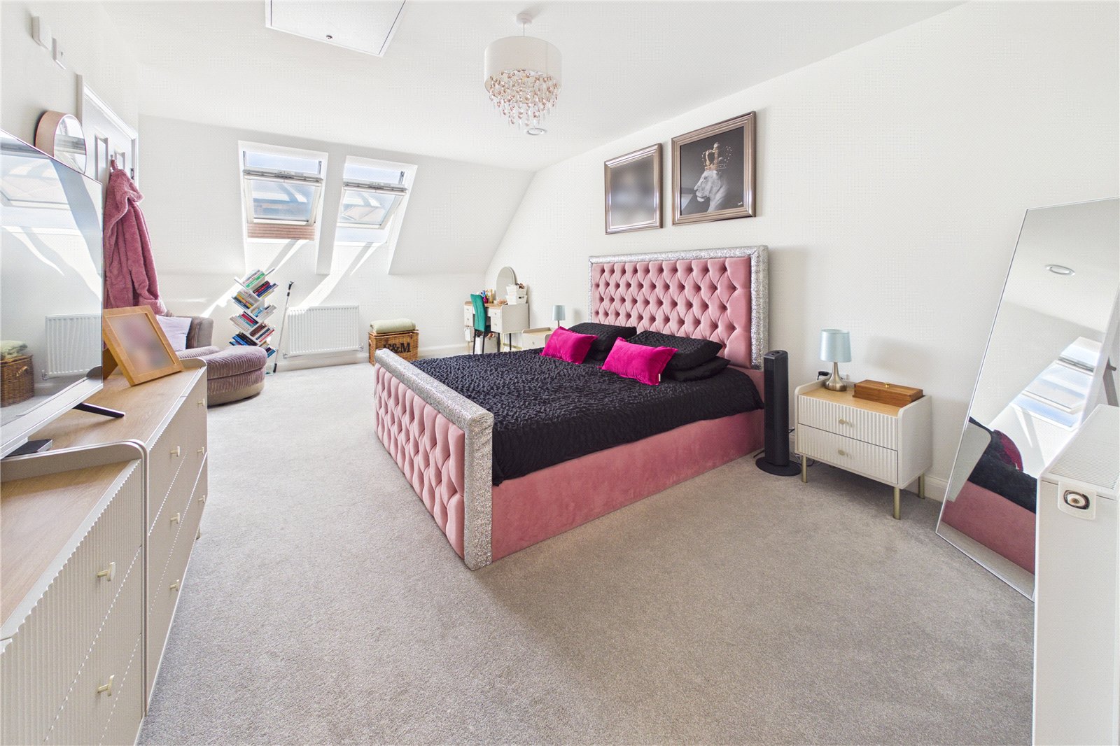 4 bedroom House for sale in Newbury, Berkshire
