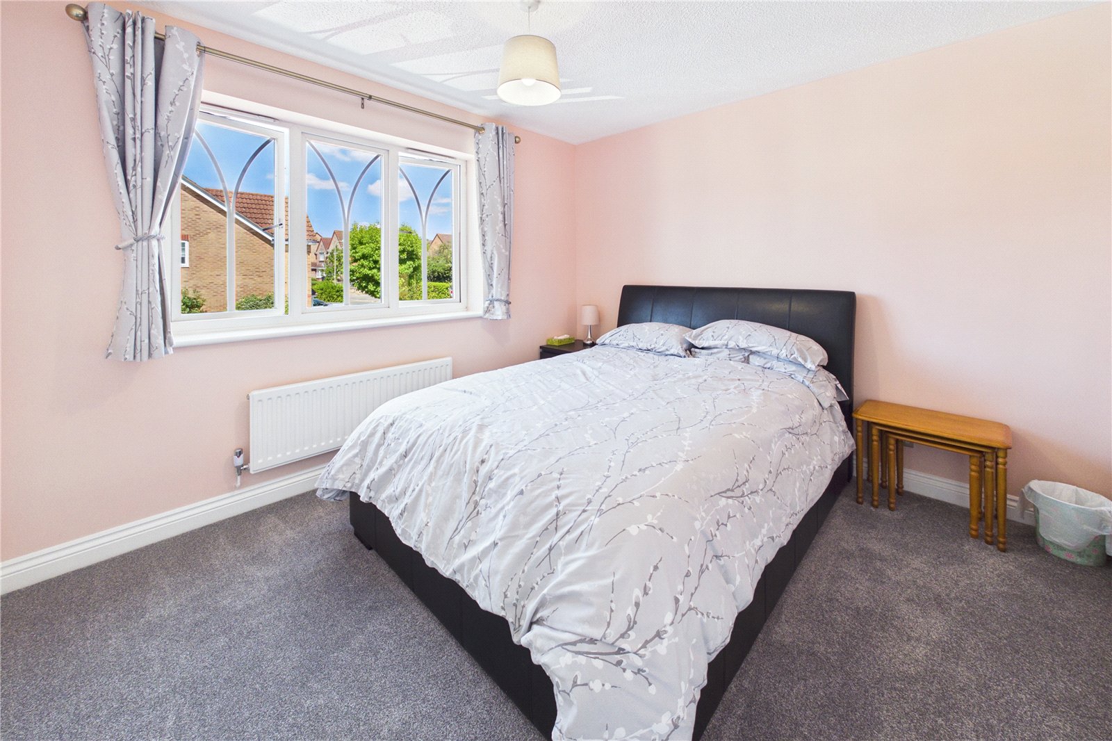 4 bedroom House for sale in Thatcham, Berkshire
