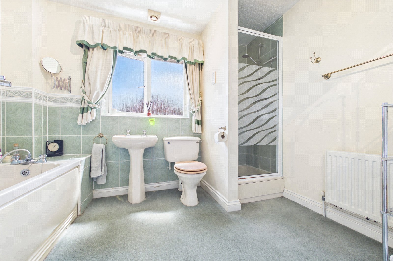 4 bedroom House for sale in Thatcham, Berkshire