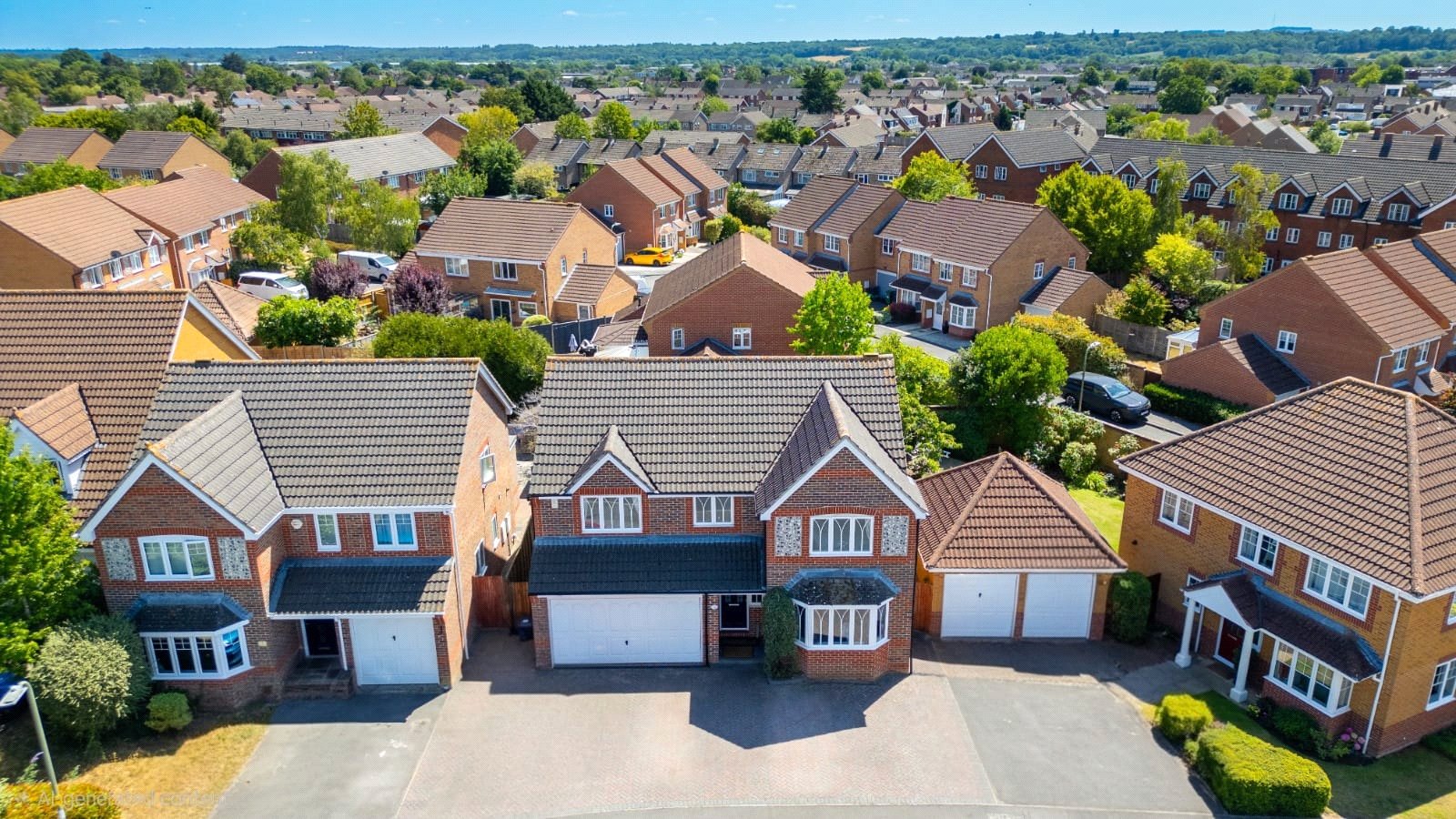 4 bedroom House for sale in Thatcham, Berkshire