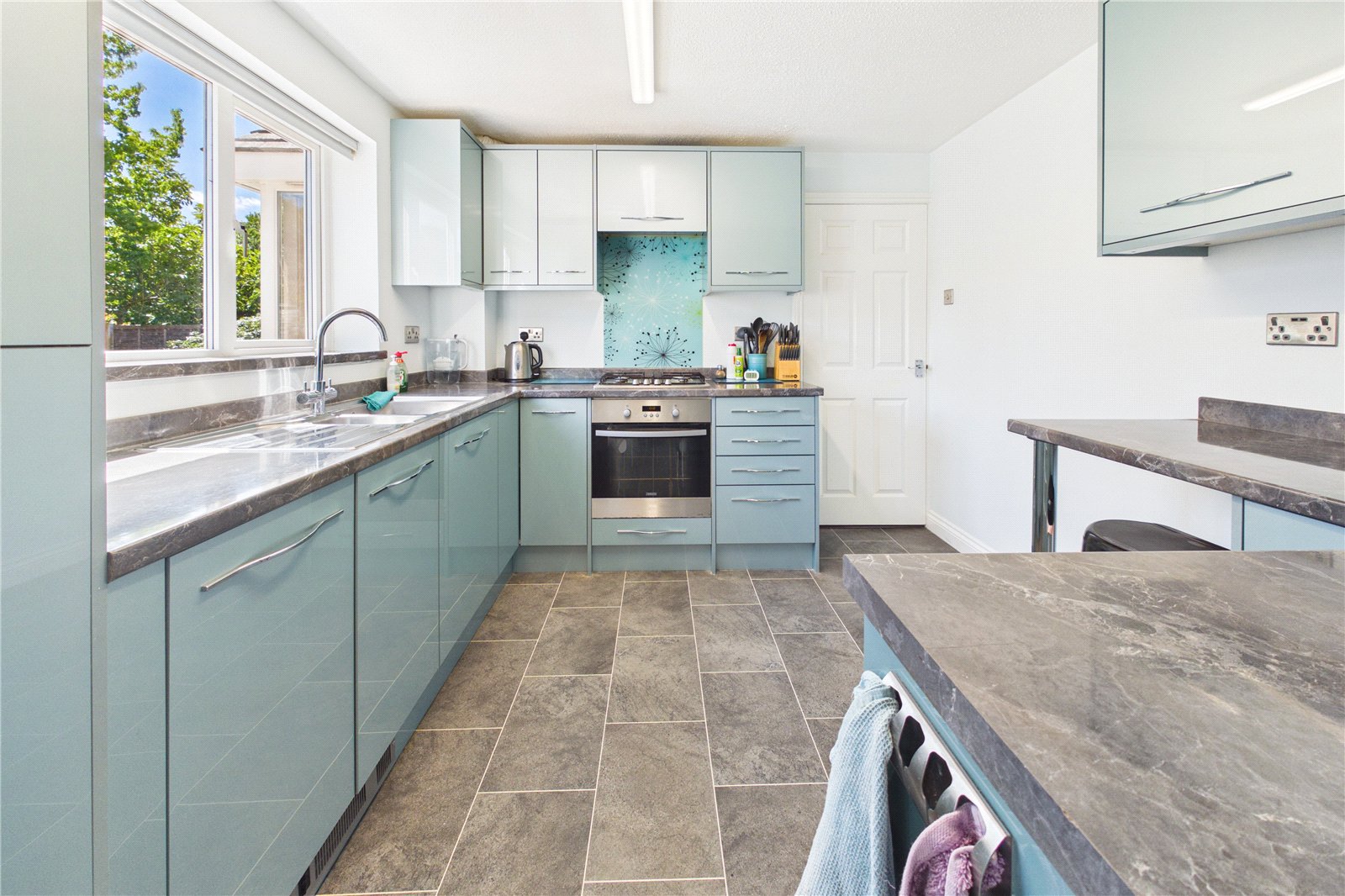 4 bedroom House for sale in Thatcham, Berkshire