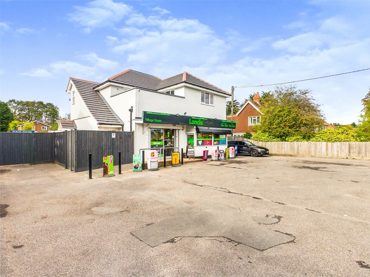 Burghfield Common, Reading, Berkshire