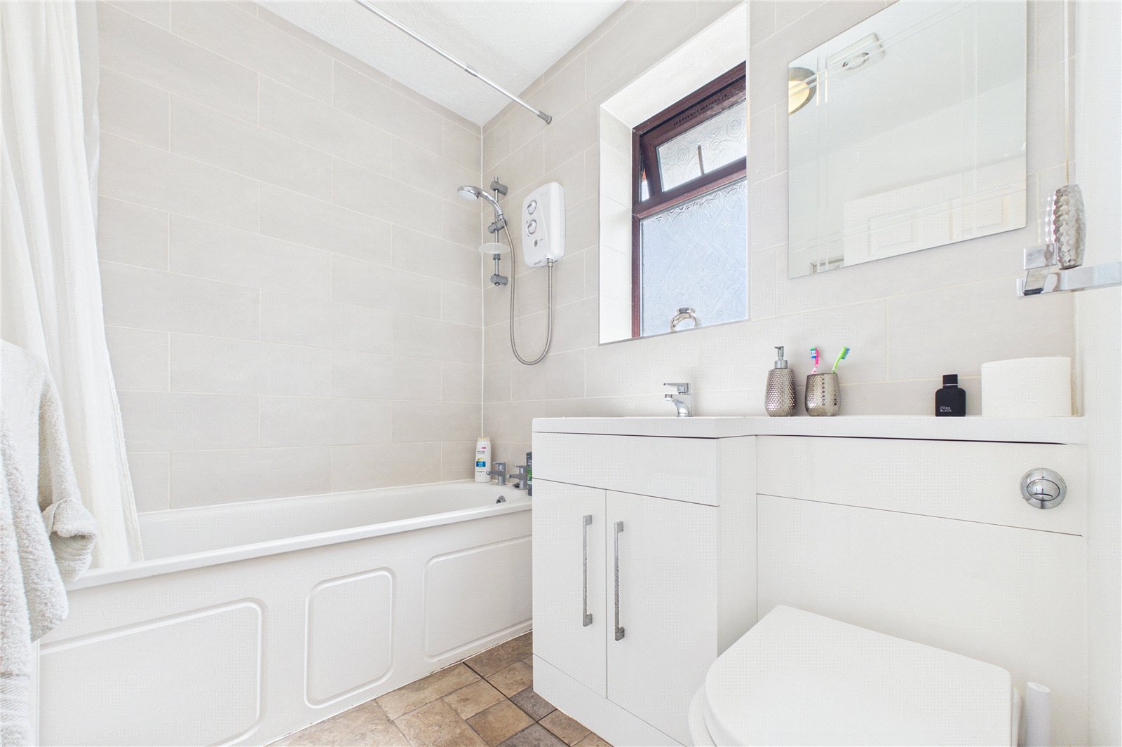 1 bedroom Flat to let in Theale, Reading, Berkshire