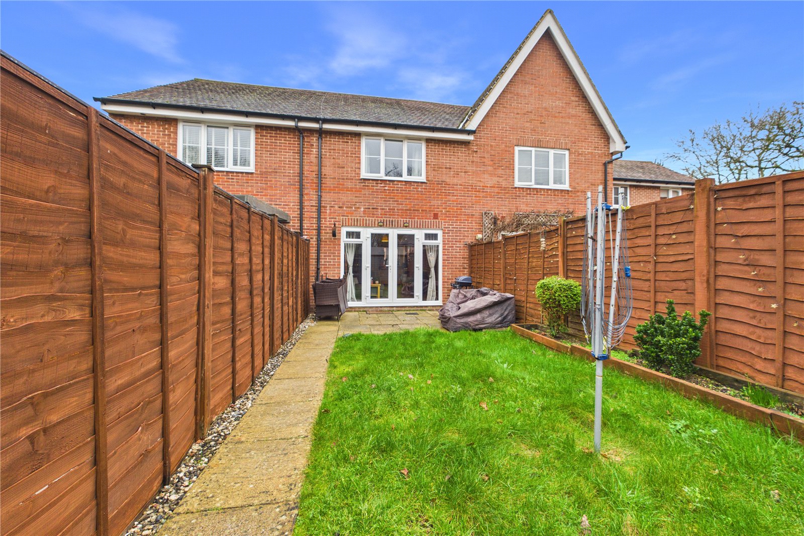 2 bedroom House for sale in Three Mile Cross, Reading, Berkshire