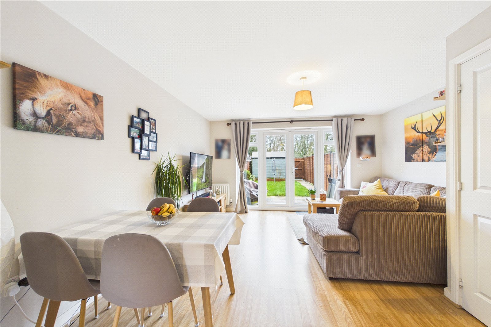 2 bedroom House for sale in Three Mile Cross, Reading, Berkshire