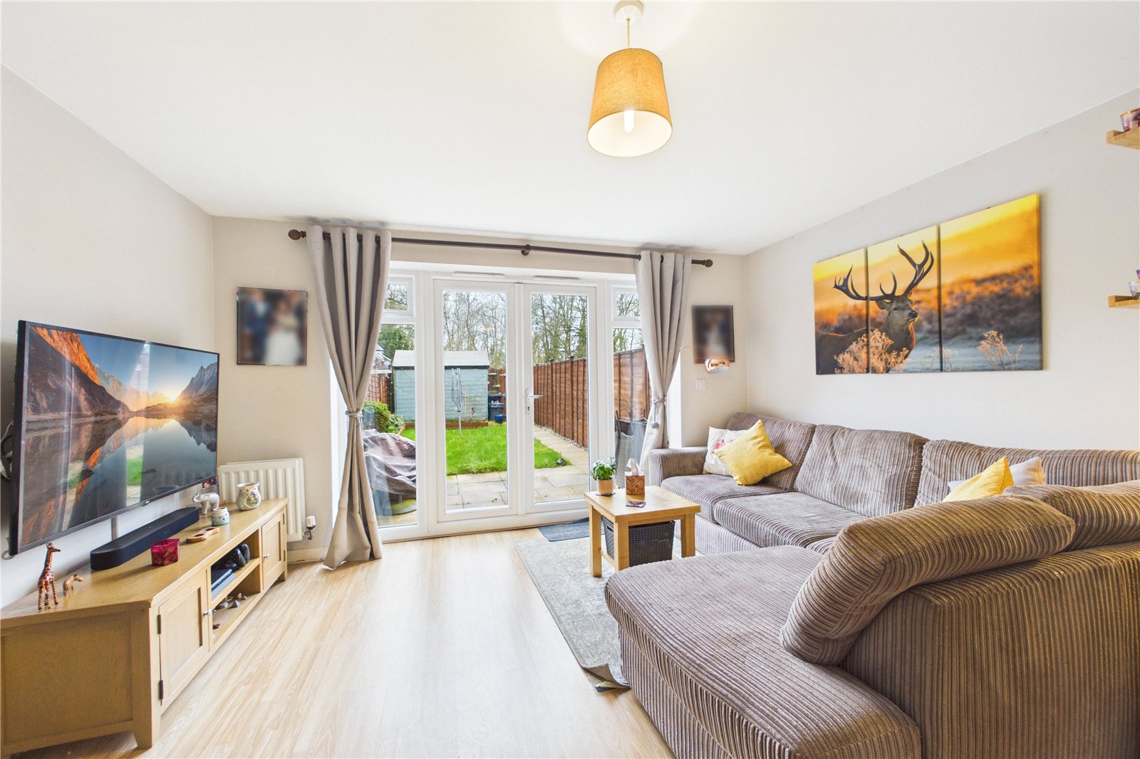 2 bedroom House for sale in Three Mile Cross, Reading, Berkshire