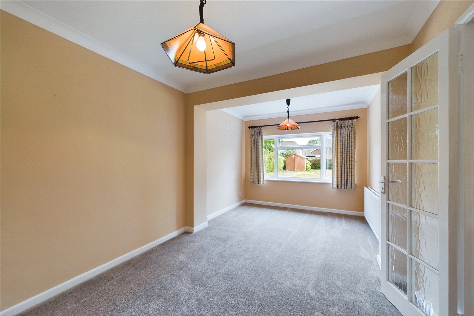 3 bedroom Bungalow to let in Tilehurst, Reading, Berkshire