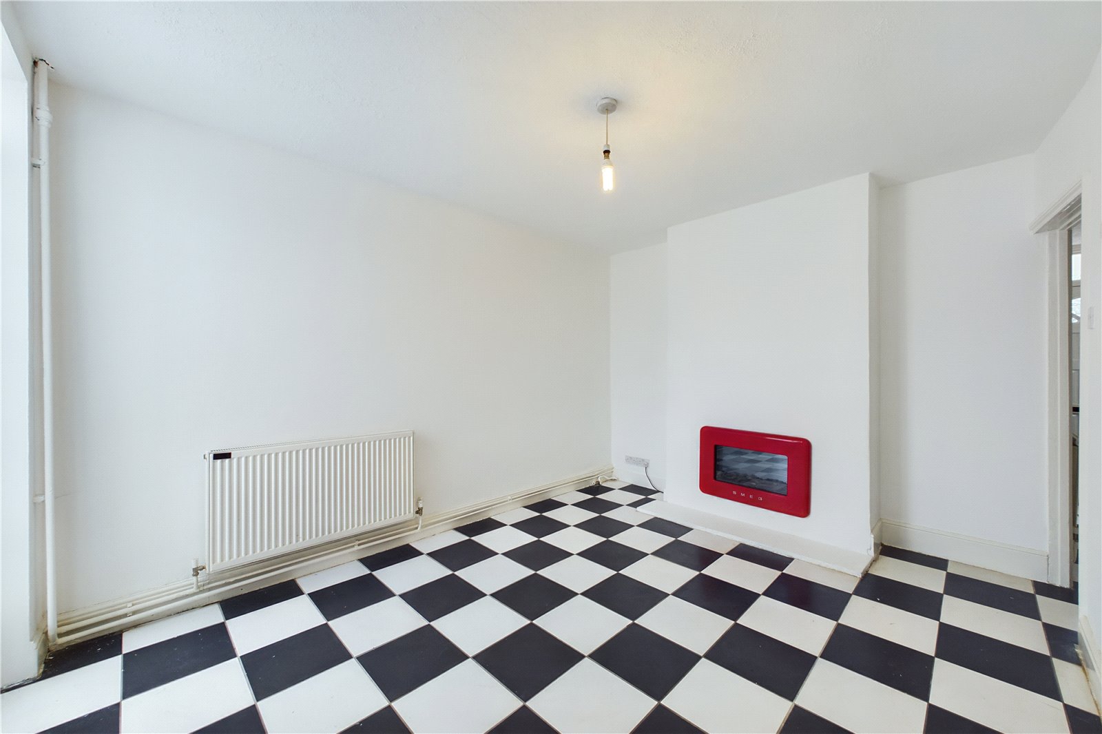 2 bedroom House to let in Newbury, Berkshire