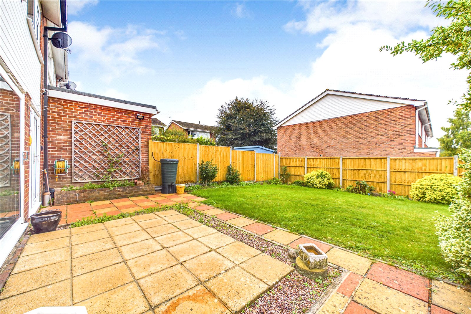 3 bedroom House to let in Basingstoke, Hampshire