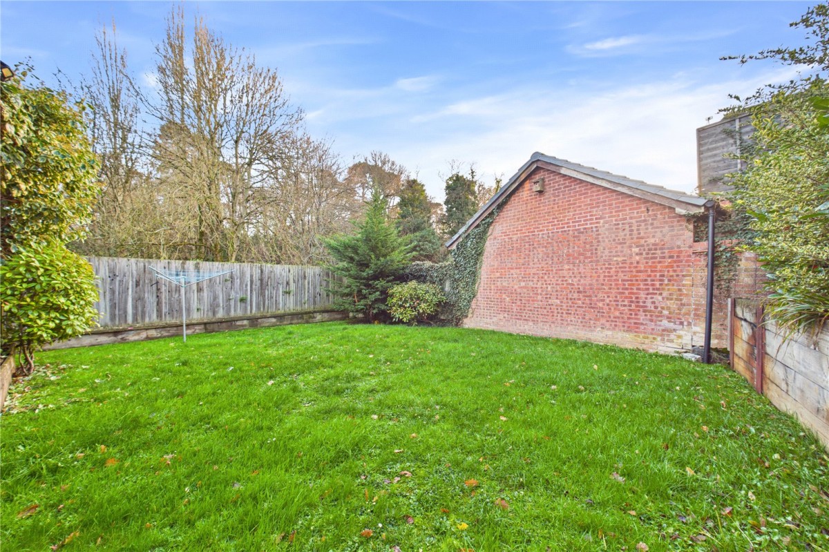 Burghfield Common, Reading, Berkshire