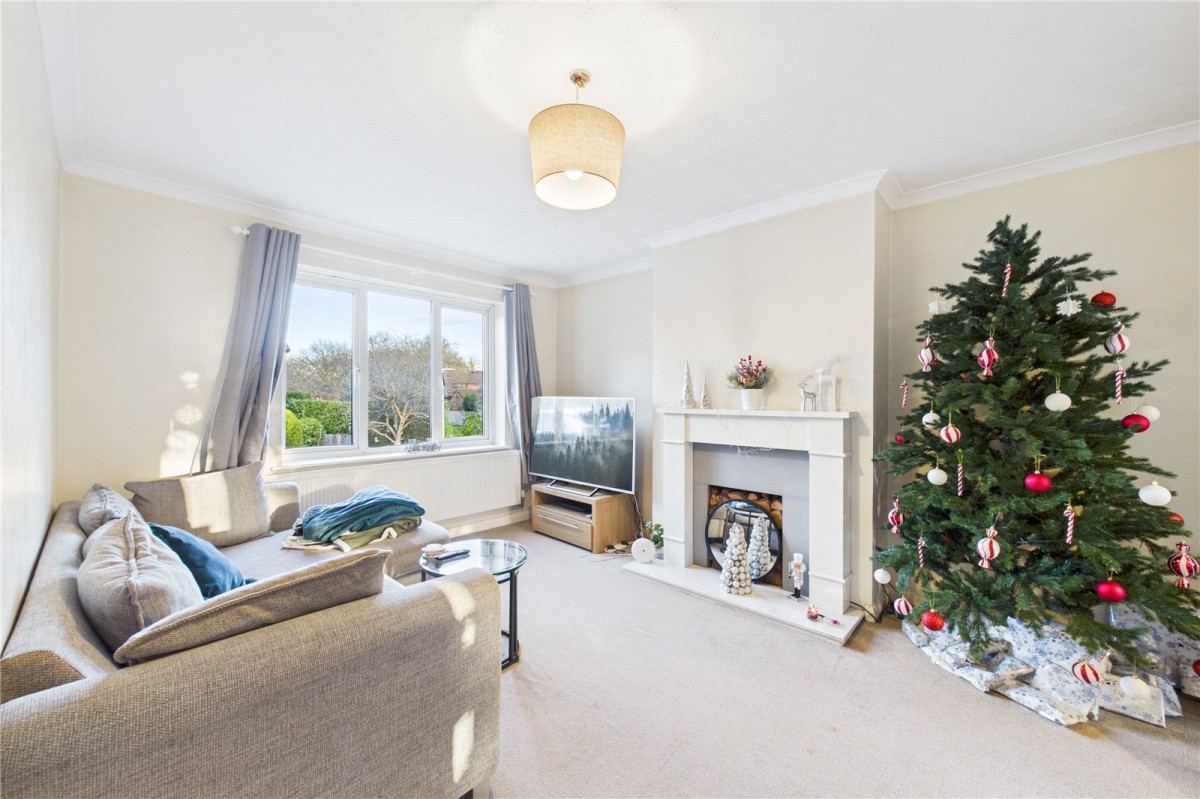 Burghfield Common, Reading, Berkshire