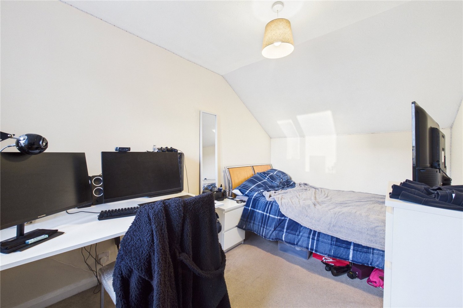 Burghfield Common, Reading, Berkshire