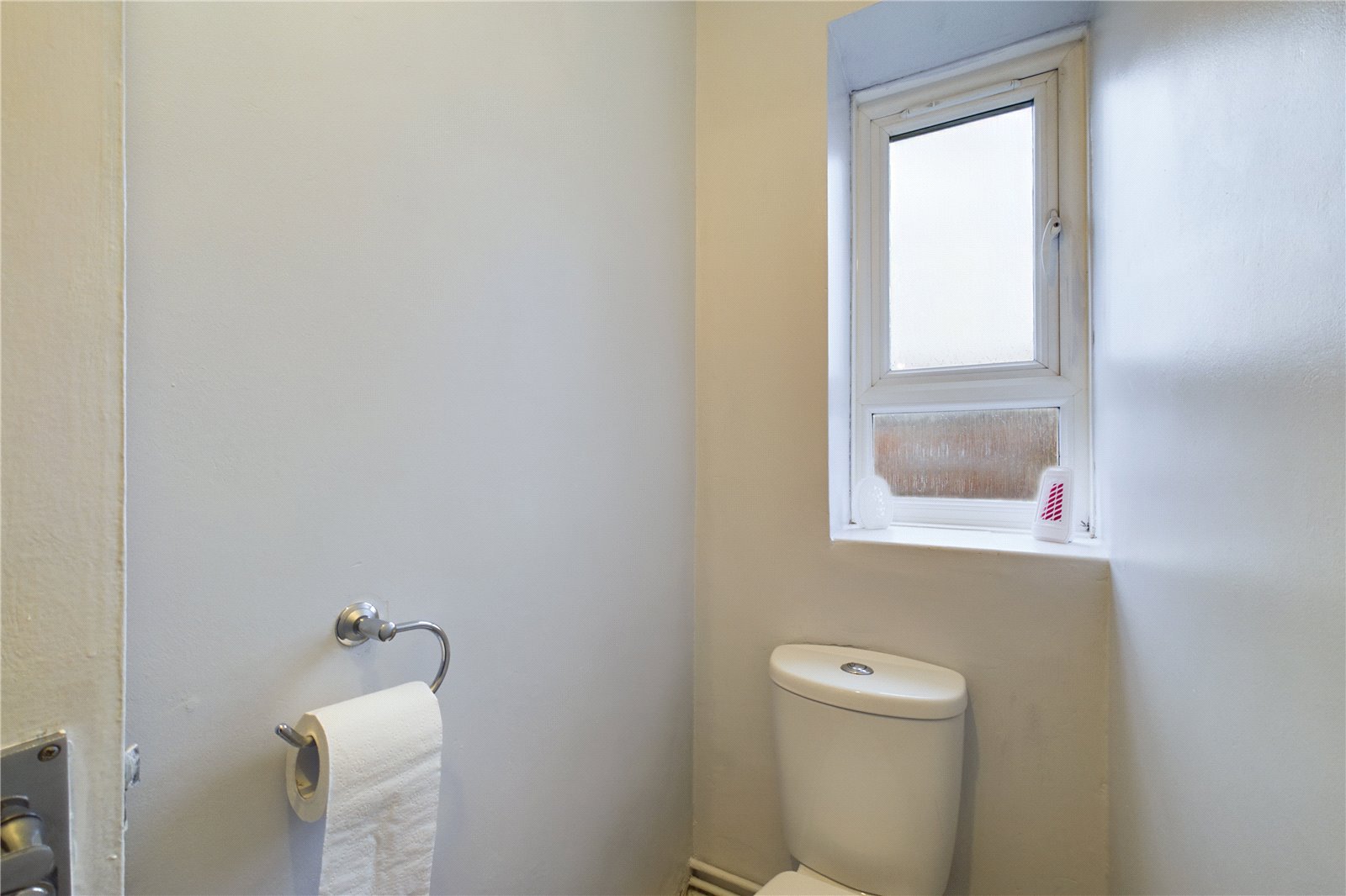2 bedroom Flat to let in Burghfield Common, Reading, Berkshire