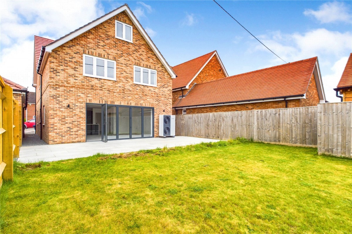 Upper Bucklebury, Reading, Berkshire