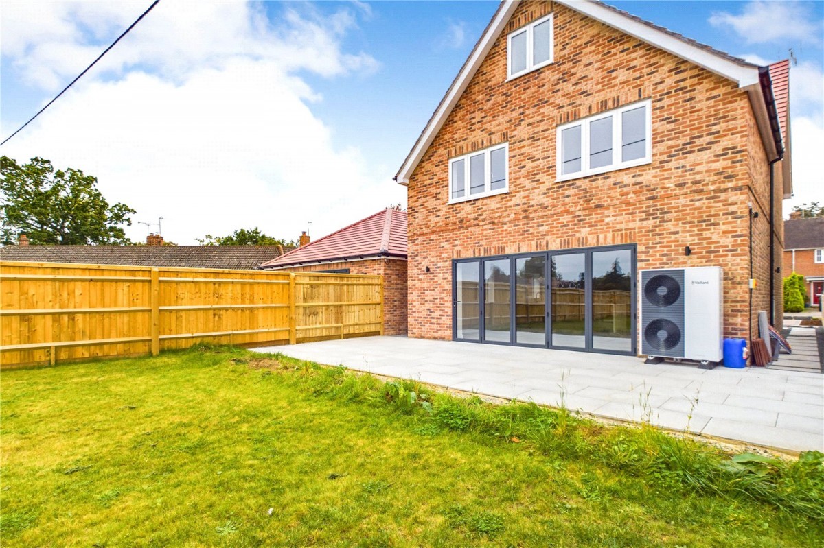 Upper Bucklebury, Reading, Berkshire