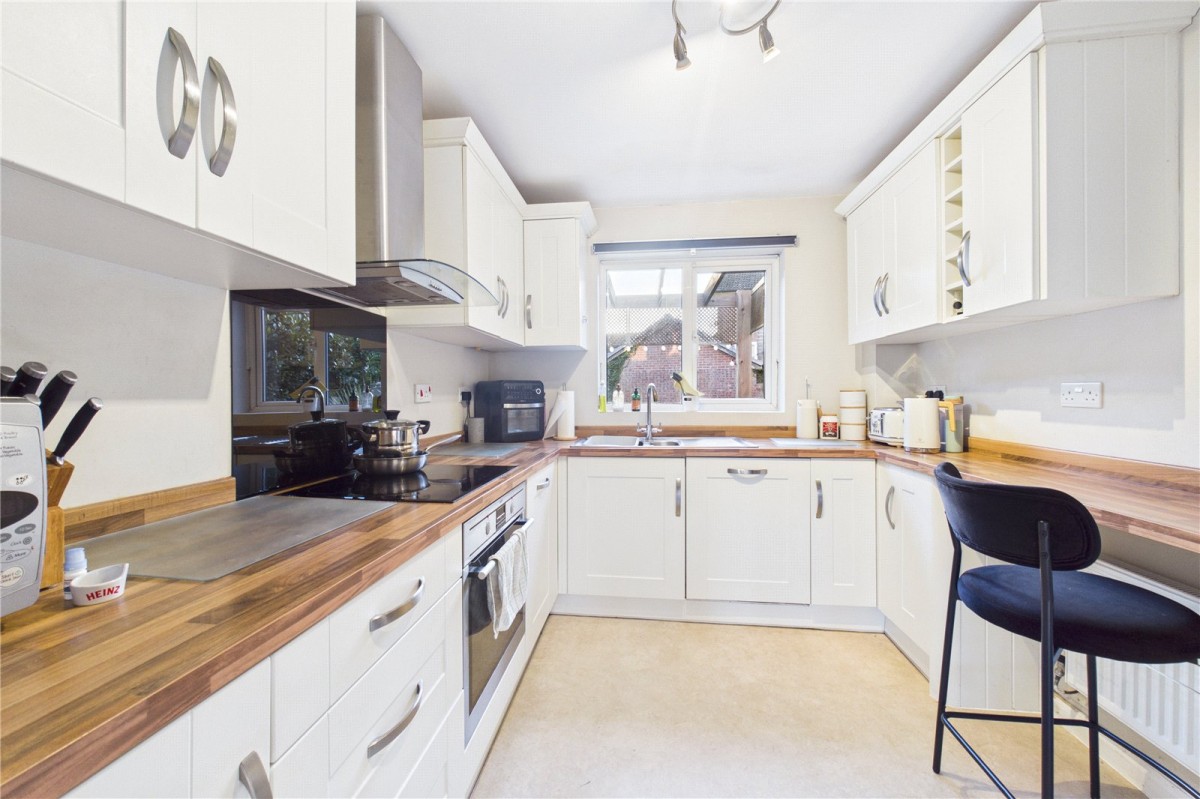 Burghfield Common, Reading, Berkshire