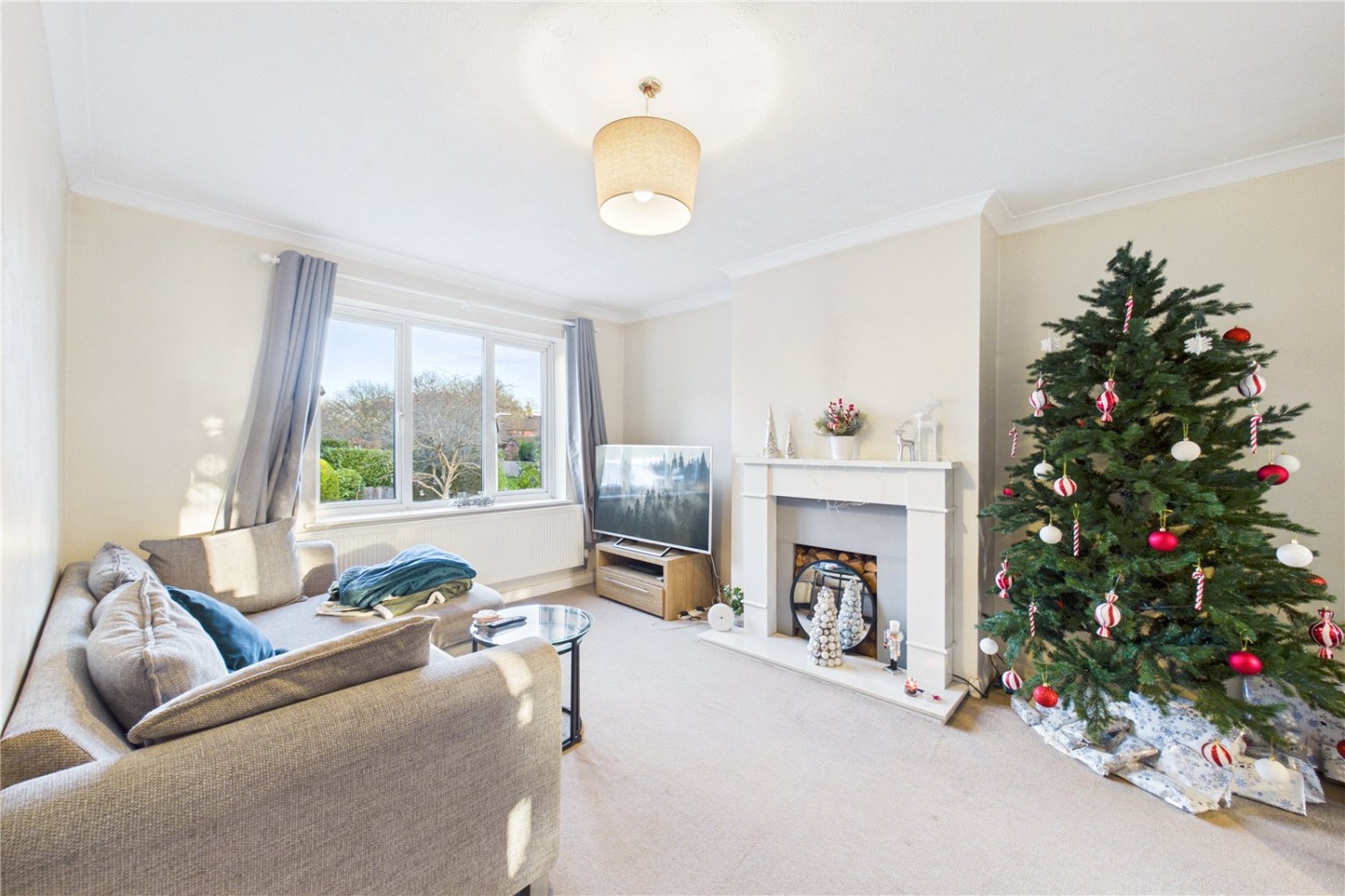 Burghfield Common, Reading, Berkshire