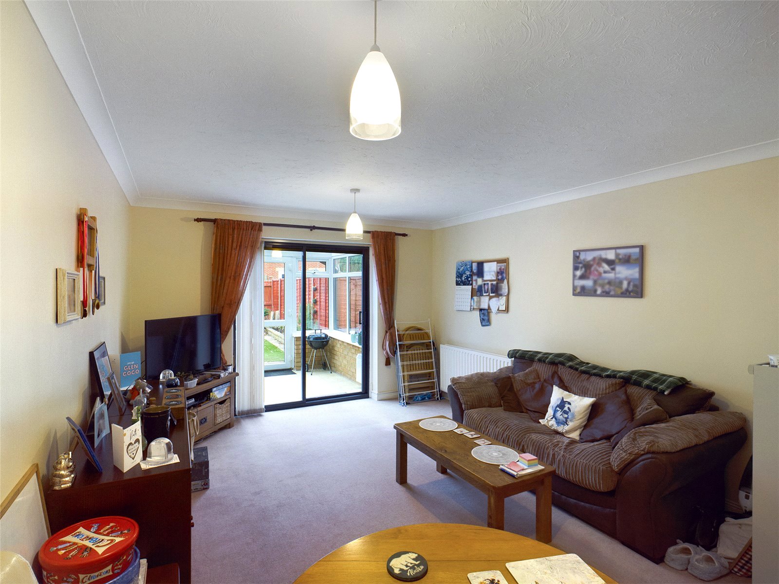 2 bedroom House to let in Burghfield Common, Reading