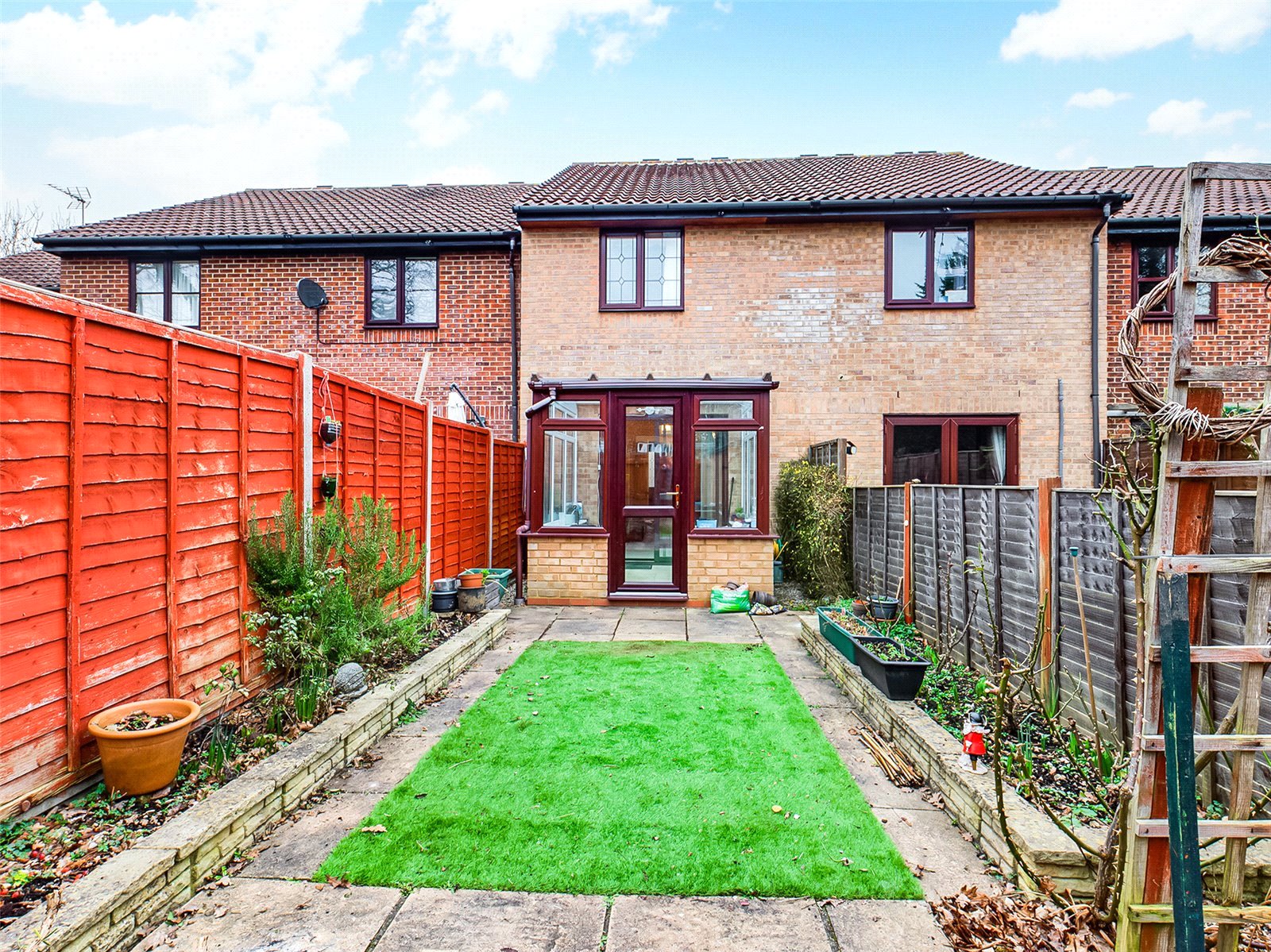 2 bedroom House to let in Burghfield Common, Reading