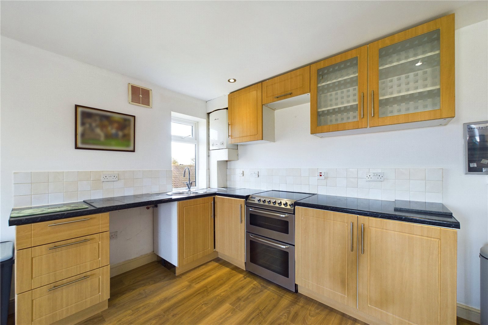 1 bedroom Flat to let in Tilehurst, Reading