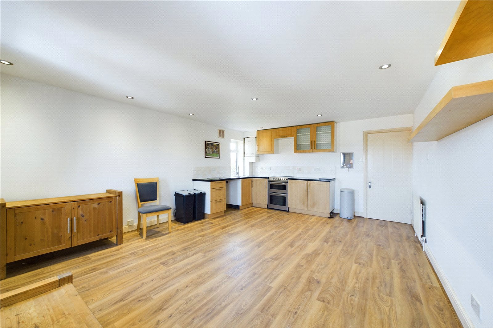 1 bedroom Flat to let in Tilehurst, Reading