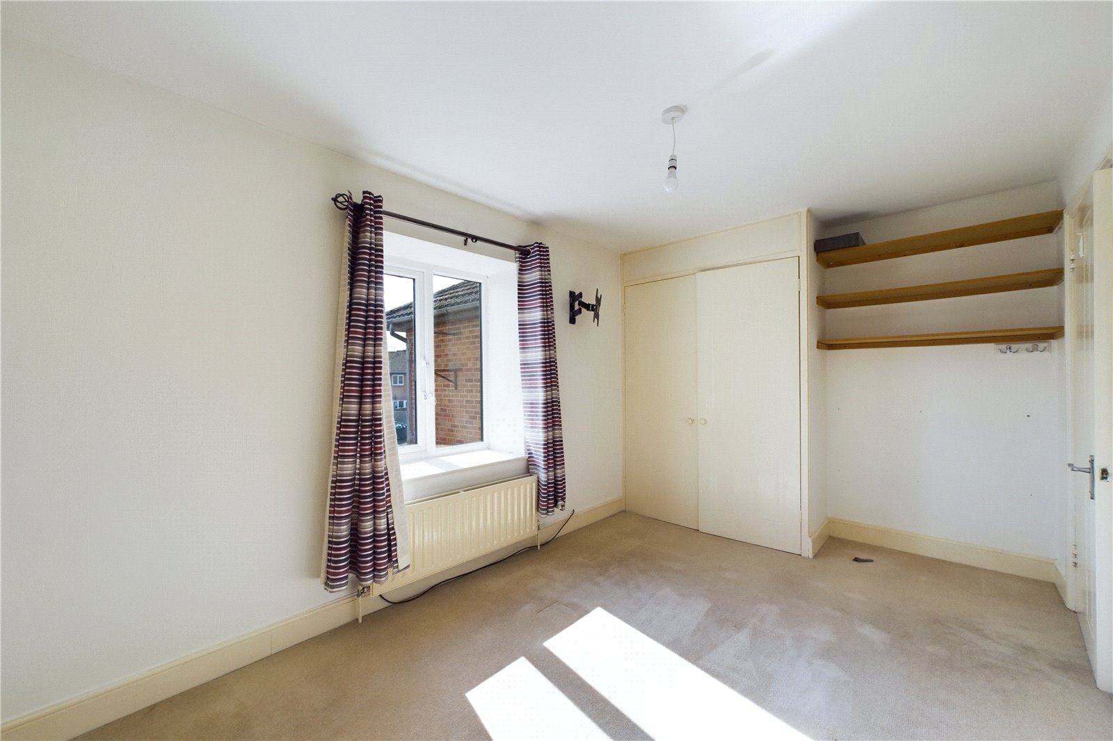 1 bedroom Flat to let in Tilehurst, Reading