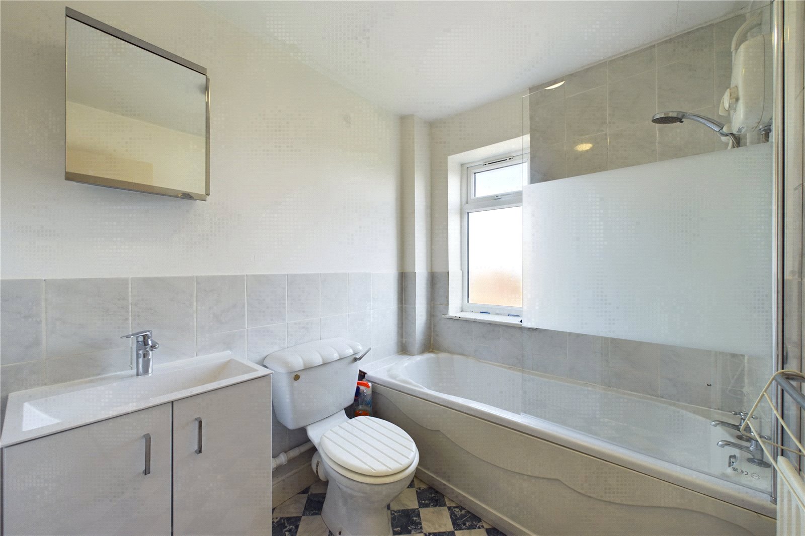 1 bedroom Flat to let in Tilehurst, Reading