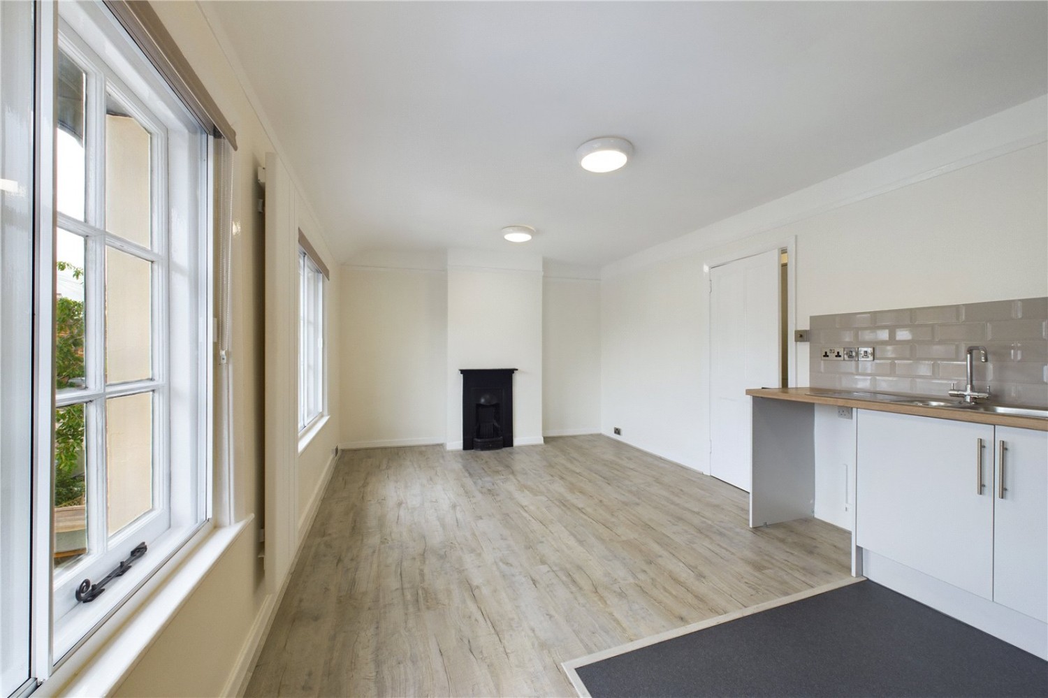 Woolhampton, Reading, Berkshire