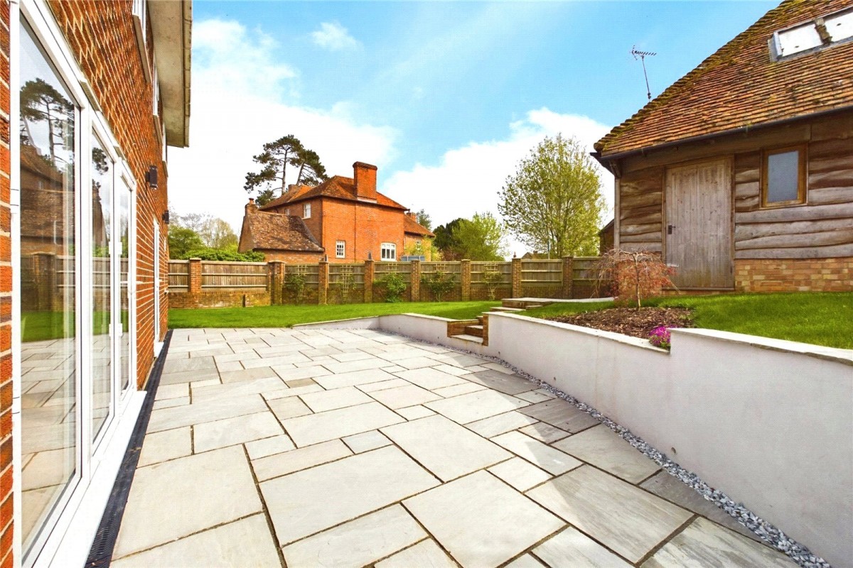 Hampstead Norreys, Thatcham